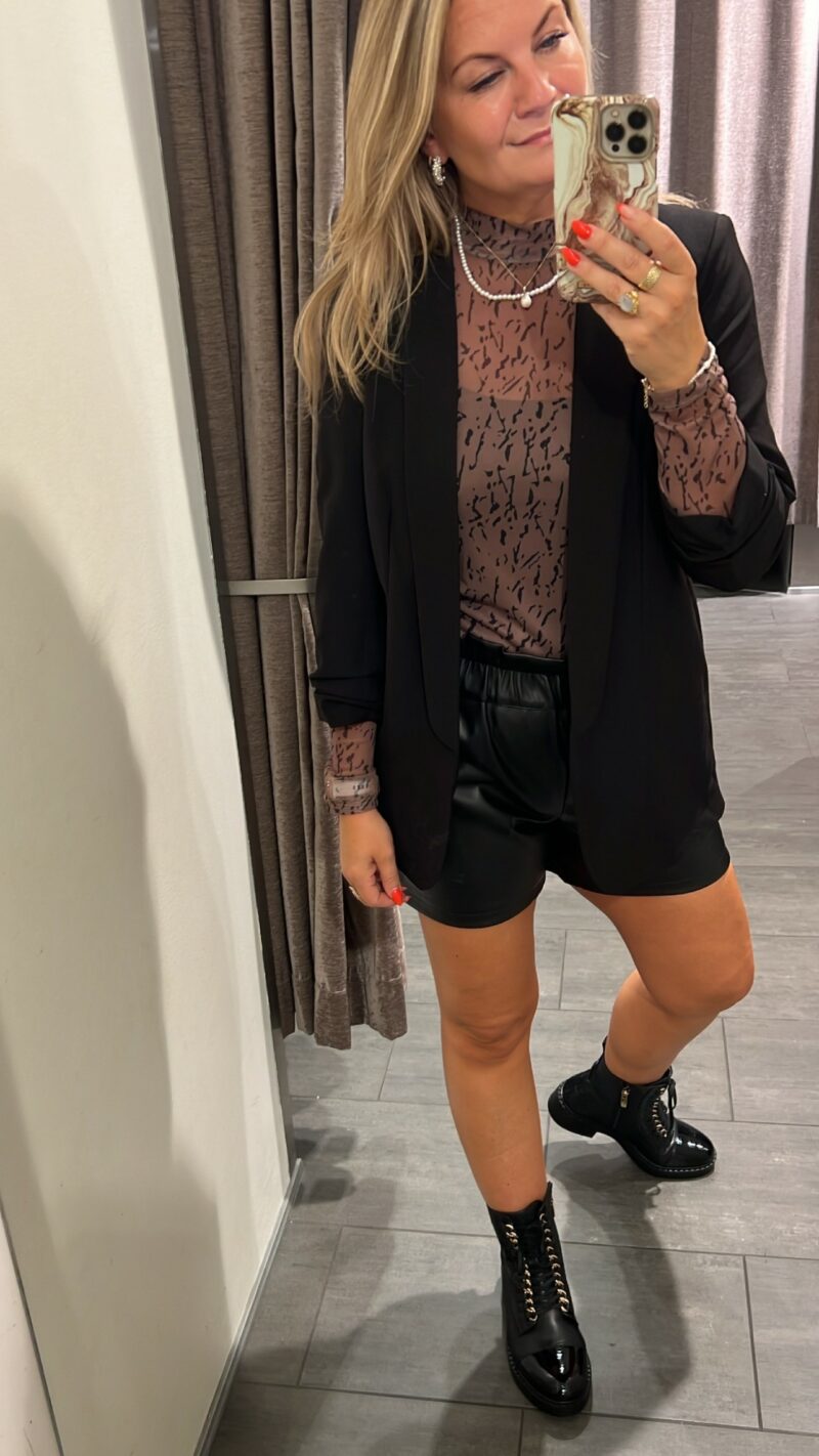 VIVOLETTA LAU HIGH NECK L/S TOP/SU - Image 4