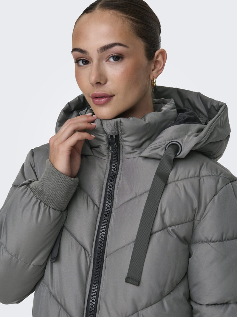 JDYSKYLAR PADDED HOOD JACKET OTW NOOS - Image 10