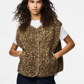 crs_media_61584 184181