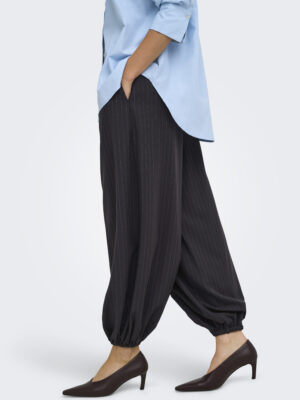 JDYPALOMA MW PINESTRIPE LOOSE PANT WVN - Billede 3