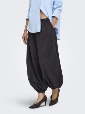 JDYPALOMA MW PINESTRIPE LOOSE PANT WVN - Billede 7